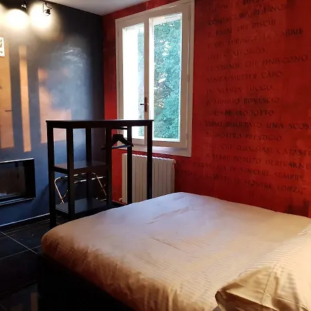 The Bloomsbury Writers House イン Sala Bolognese