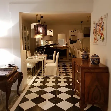 The Bloomsbury Writers House イン Sala Bolognese
